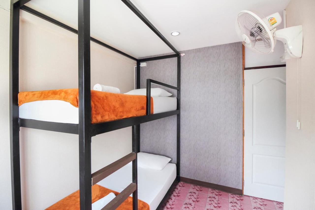 Oyo 537 Na Banglampoo Hotel 3* Bangkok