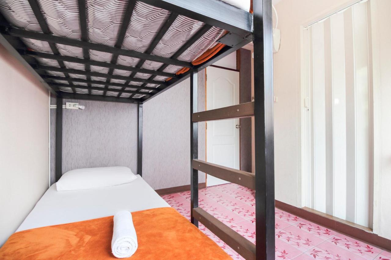 Hotel Oyo 537 Na Banglampoo Hotel