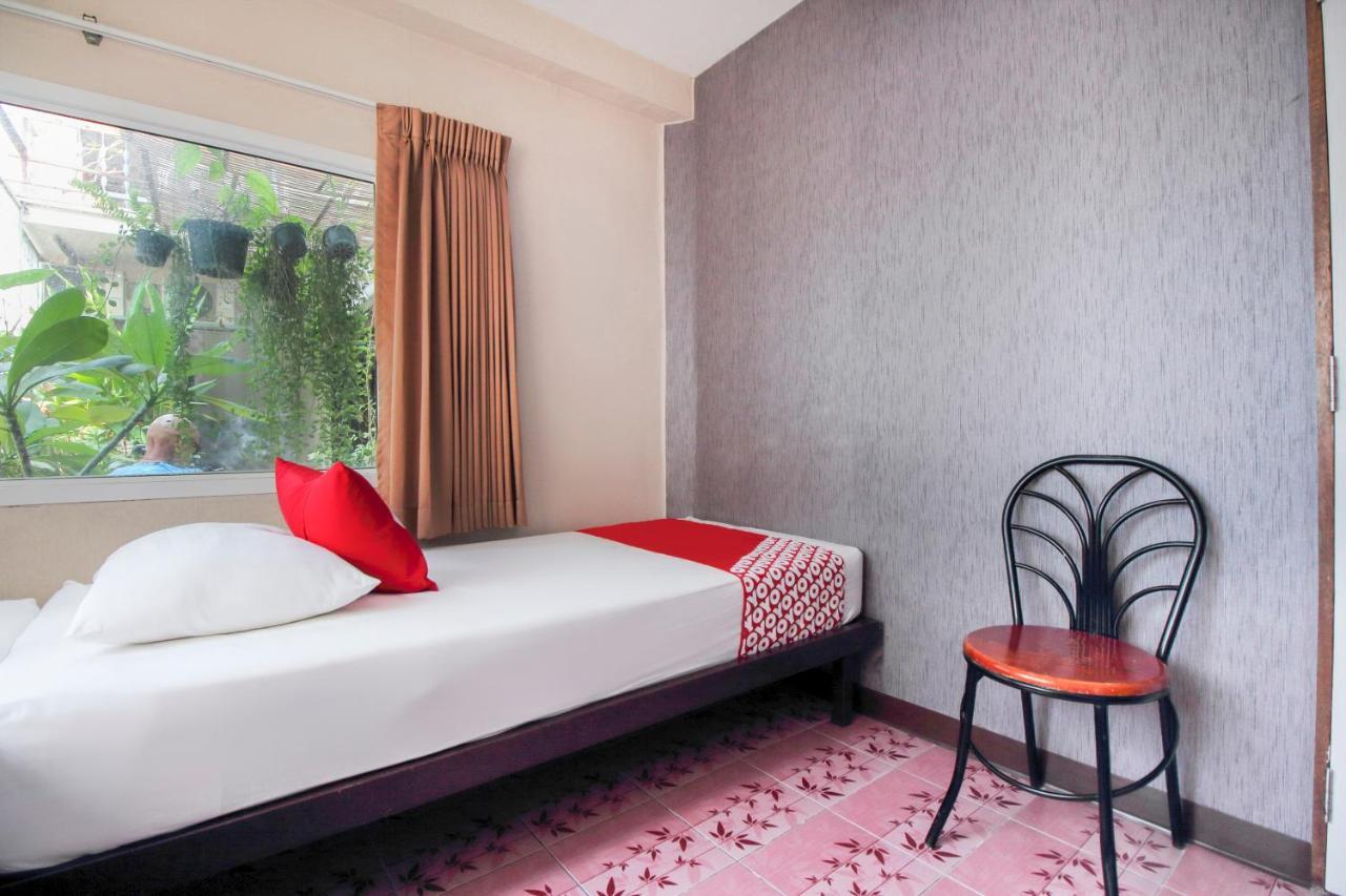 Hotel Oyo 537 Na Banglampoo Hotel Bangkok